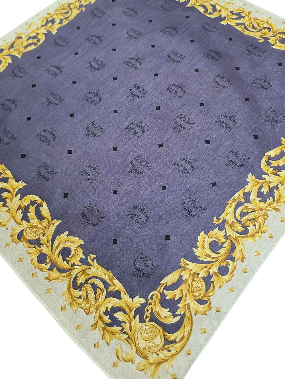 MCM SCARF